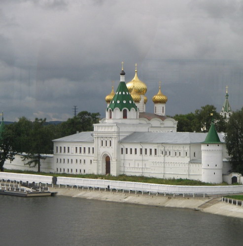 %C3%CE%D0%CE%C4%C0%21 %CF%EE%E8%E3%F0%E0%E5%EC%3F